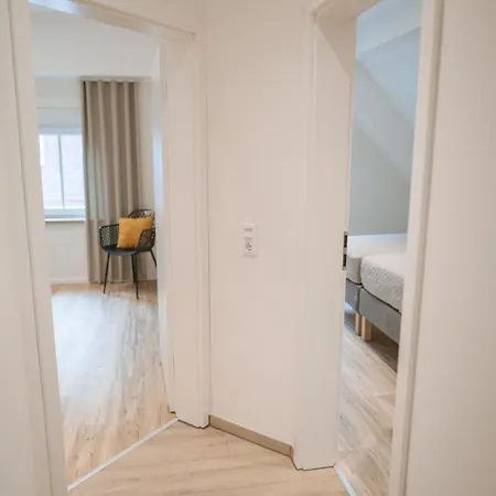 An De Beck Apartment *